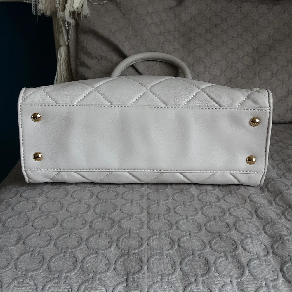 New Michael Kors Vanilla Hamiton Quilted Handbag Crossbody NWOT - Picture 4 of 11